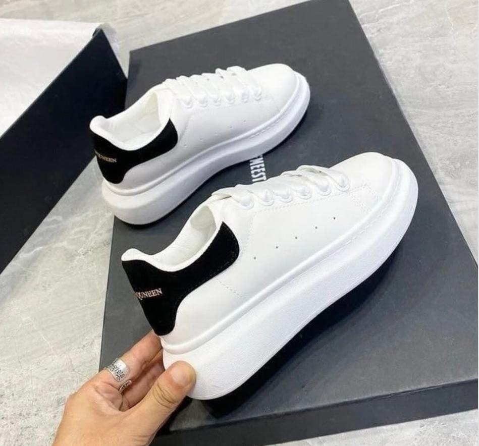 Alexander McQueen Blanco Negro